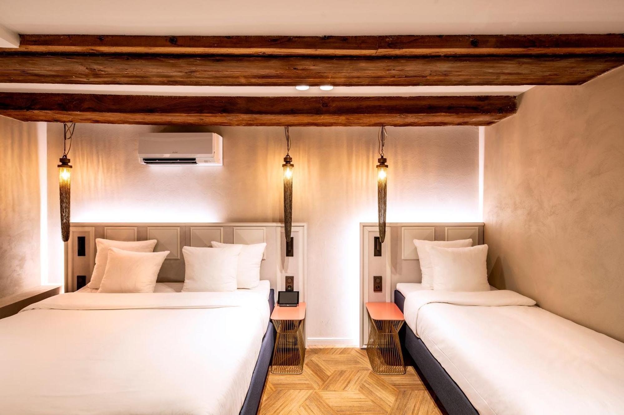 Basement Triple Room