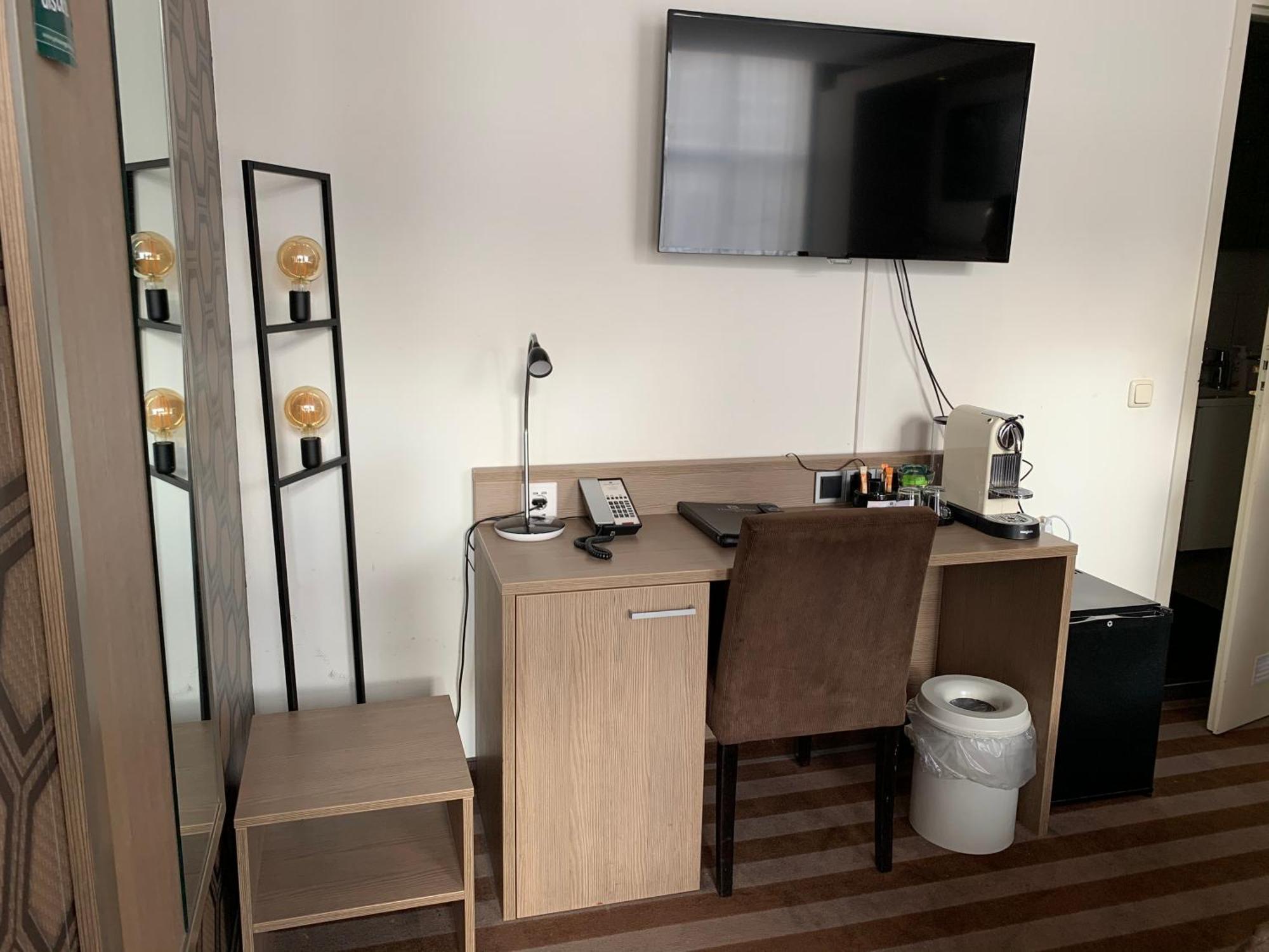 Deluxe Double Room Canal View