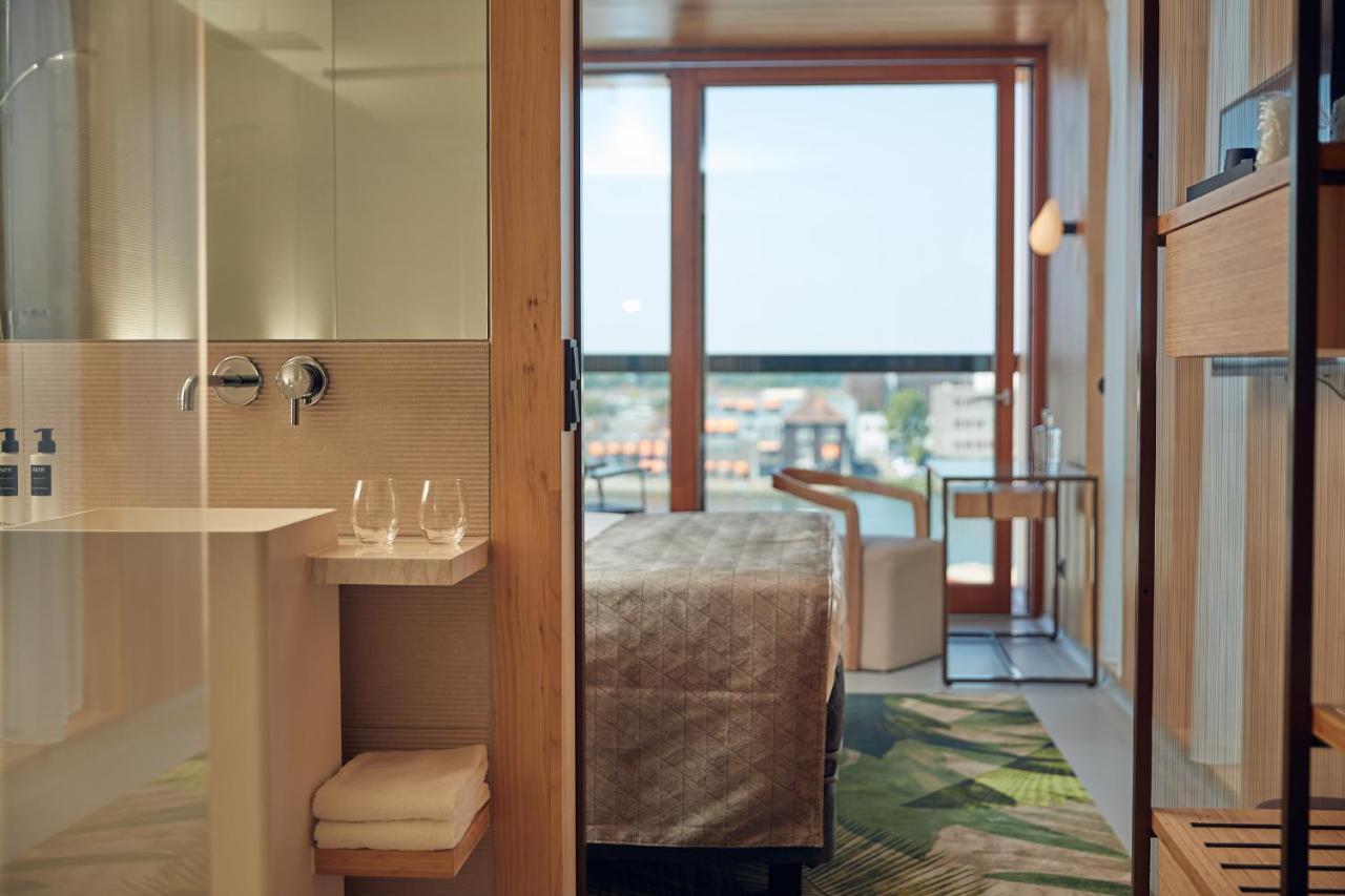 Superior Kamer met Bad, Douche en Balkon