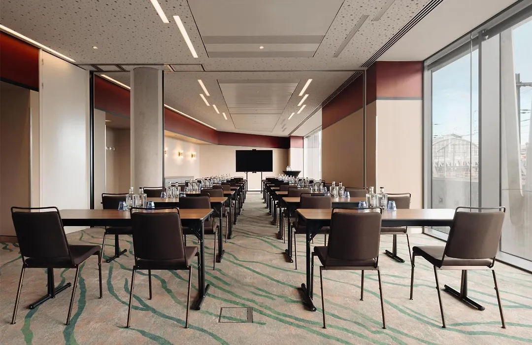 Doubletree By Hilton Amsterdam Centraal Station-1