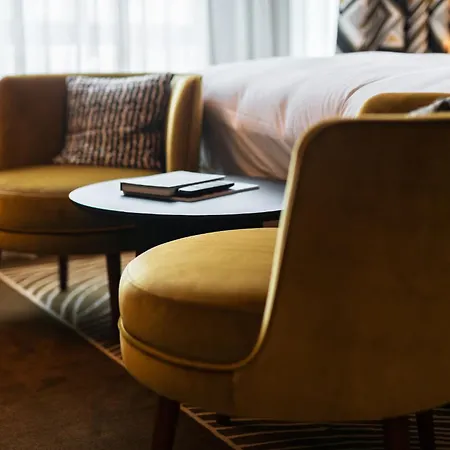 Ambassade Hotel-3