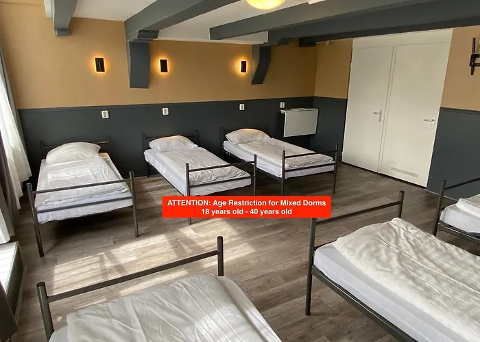 Hotel dichtbij College: Xplore Hostel Amsterdam