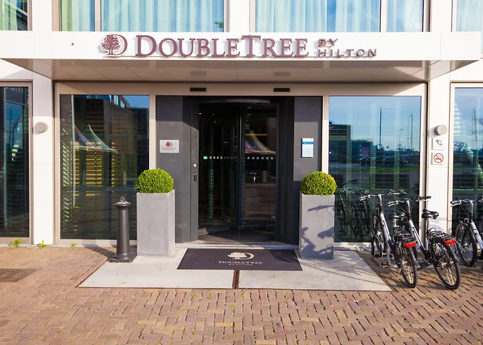 DoubleTree by Hilton Amsterdam - NDSM Wharf