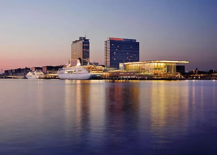 Hotel de lujo: Moevenpick Hotel Amsterdam City Centre