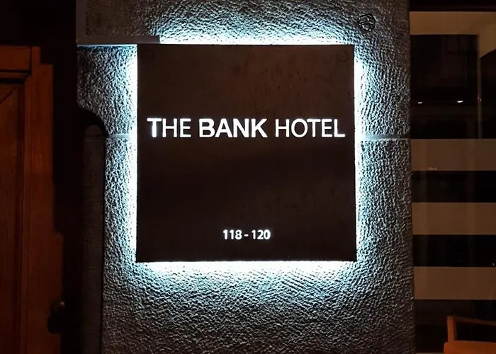 Hotel familiar: The Bank Hotel